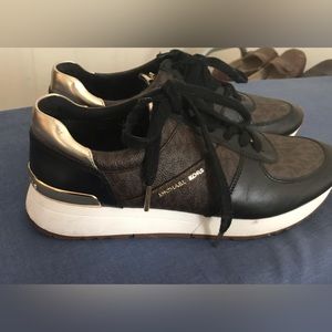 Woman Michael Kors Sneakers